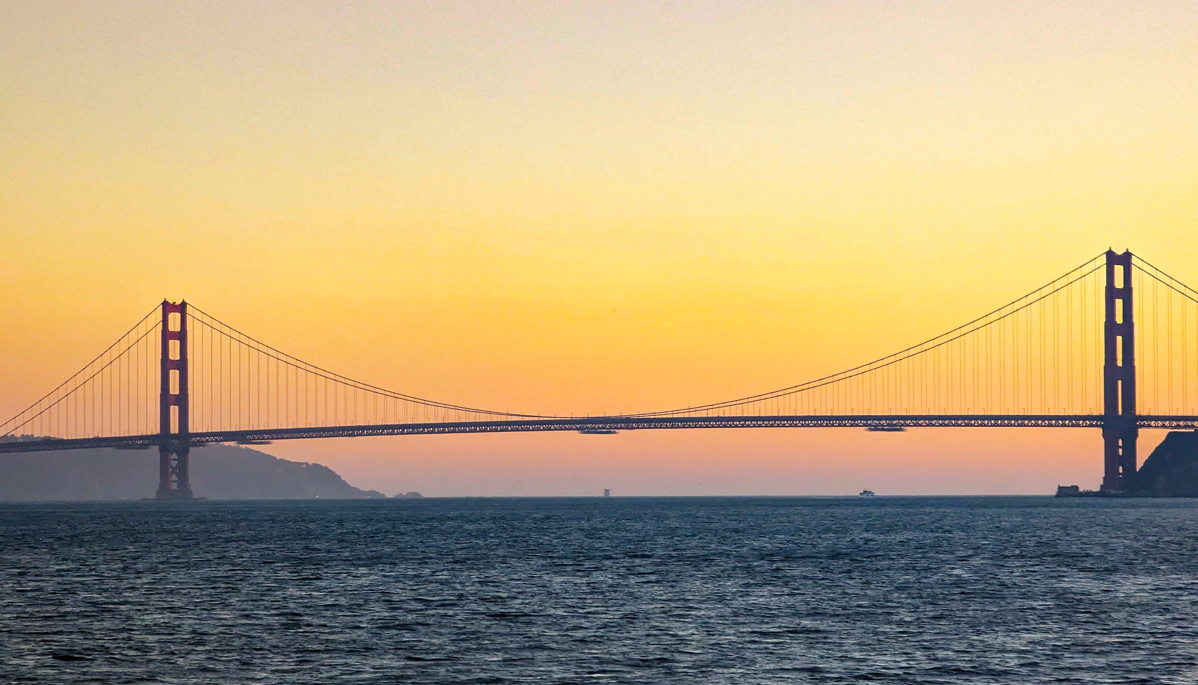 San Francisco : Bridge to Bridge Cruise & The Palace of fine Arts