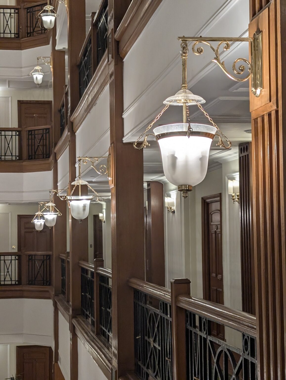 PXL_20250403_163311402